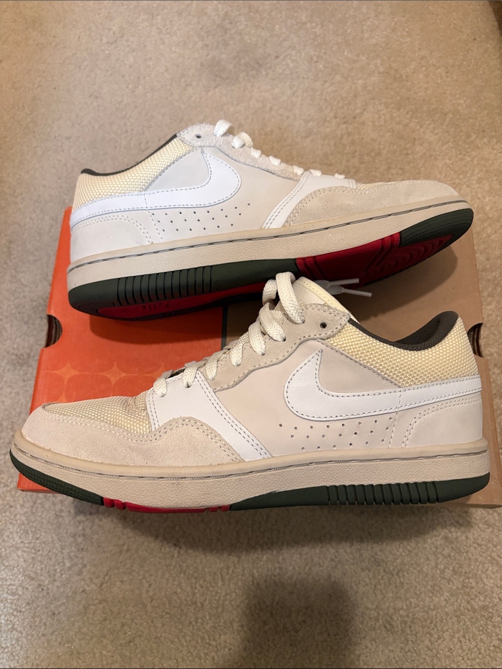 Nike Court Force Men’s Low-Top Sneakers in Cream, White and Green
